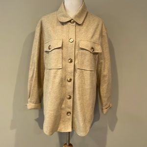 NWOT tags - Lush Oatmeal super soft shirt jacket - Small